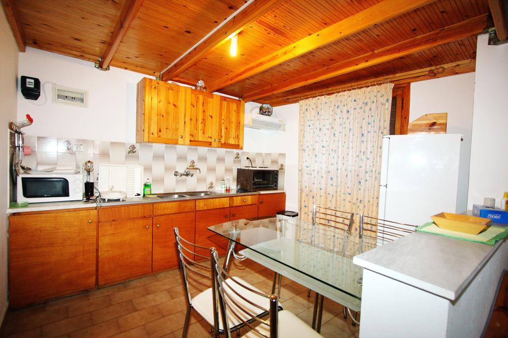 Foinikas Rooms Eratiní Phòng bức ảnh